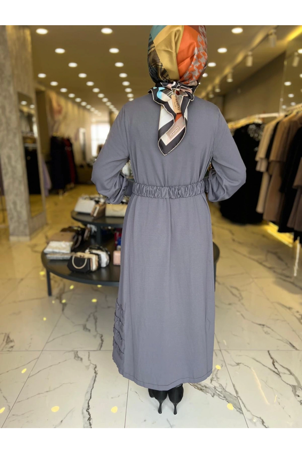 NİLİWİ-ETEK UCU FIRFIRLI ELBİSE ANTRASİT