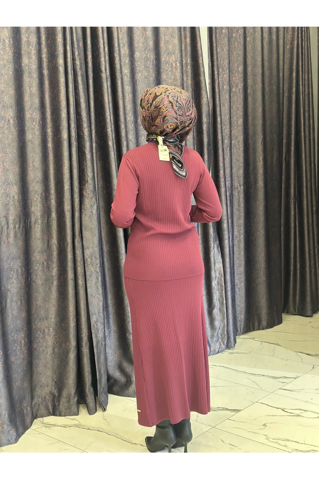 NİLİWİ-FIRFIRLI ETEKLİ TAKIM BORDO