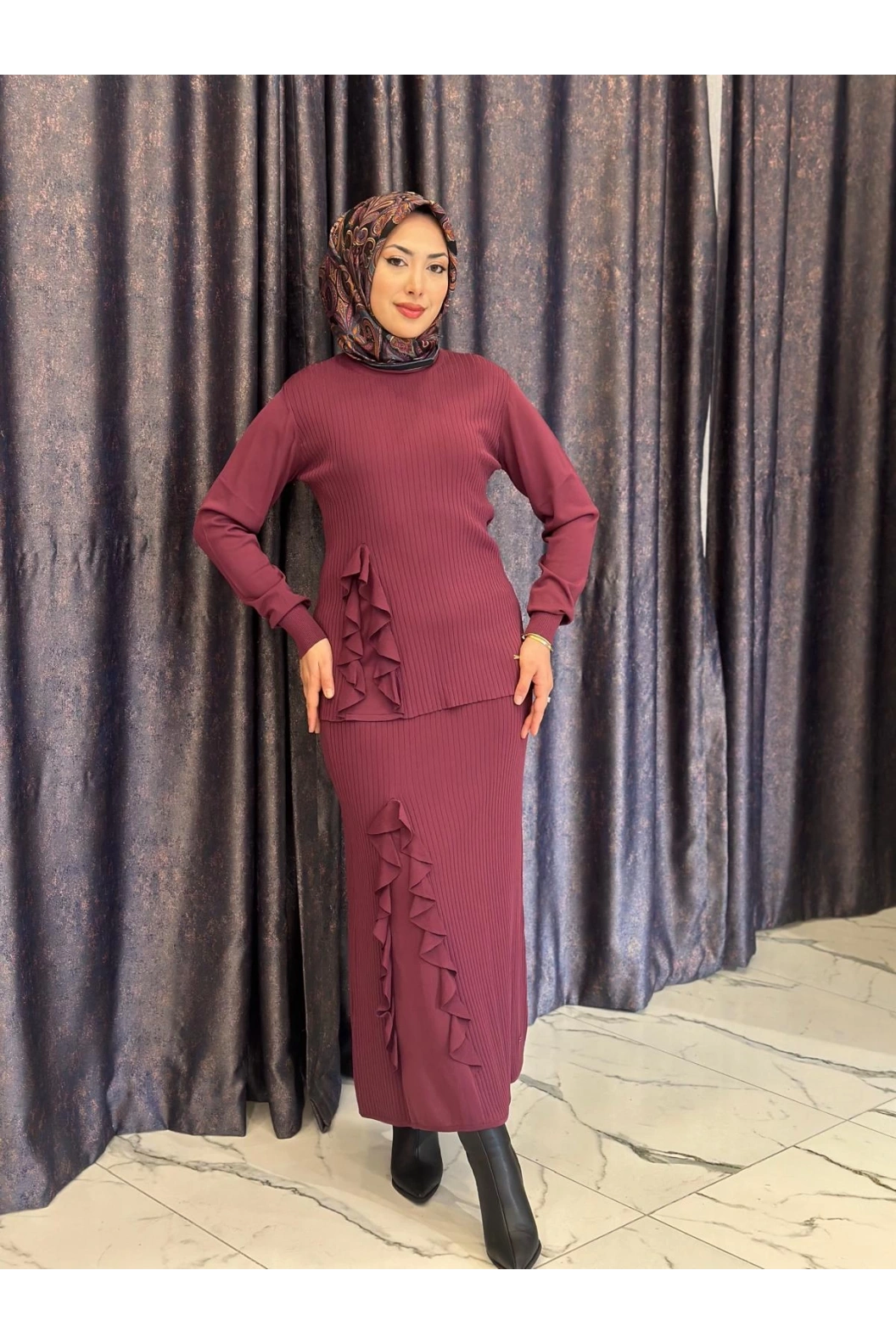 NİLİWİ-FIRFIRLI ETEKLİ TAKIM BORDO