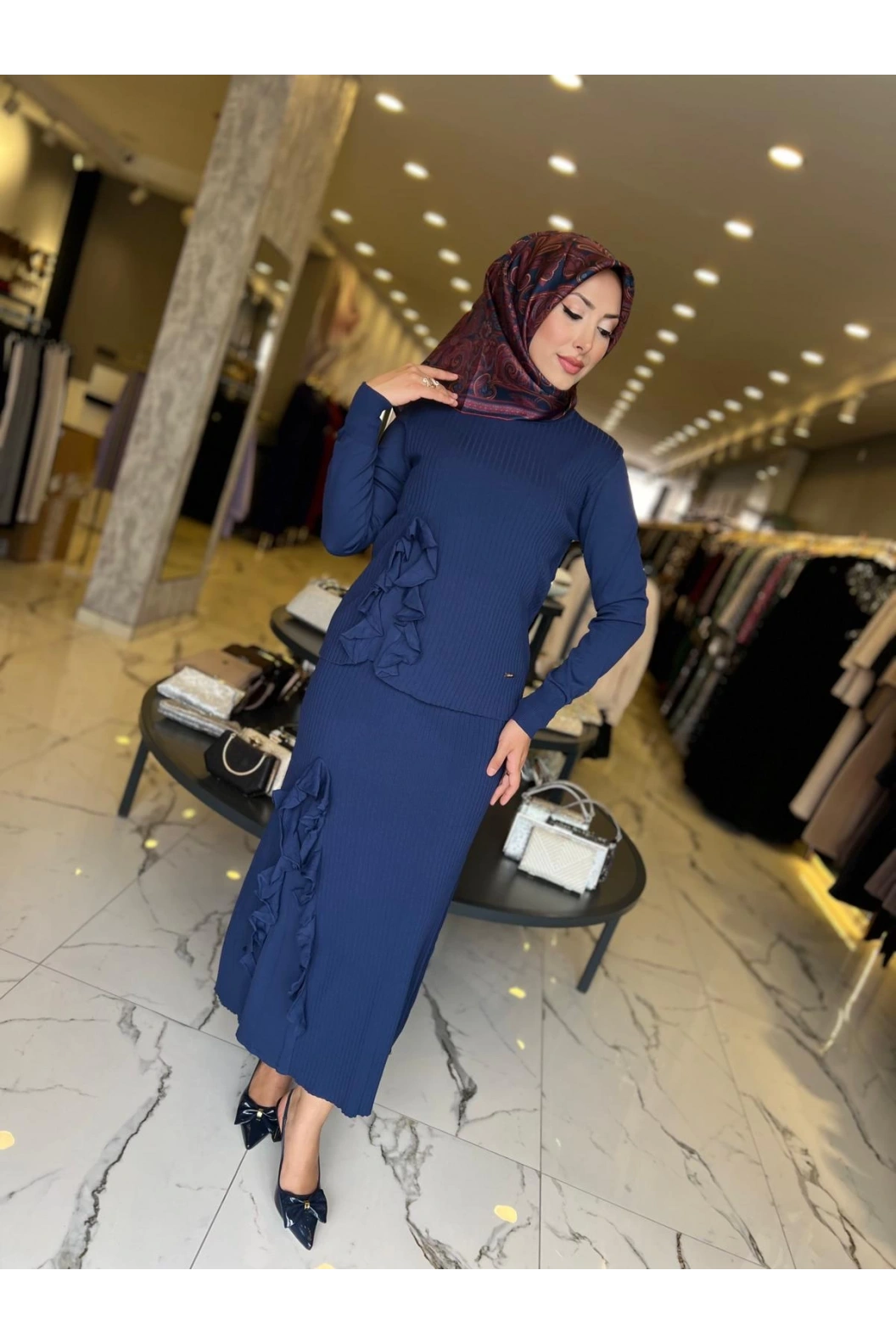 NİLİWİ-FIRFIRLI ETEKLİ TAKIM LACİVERT