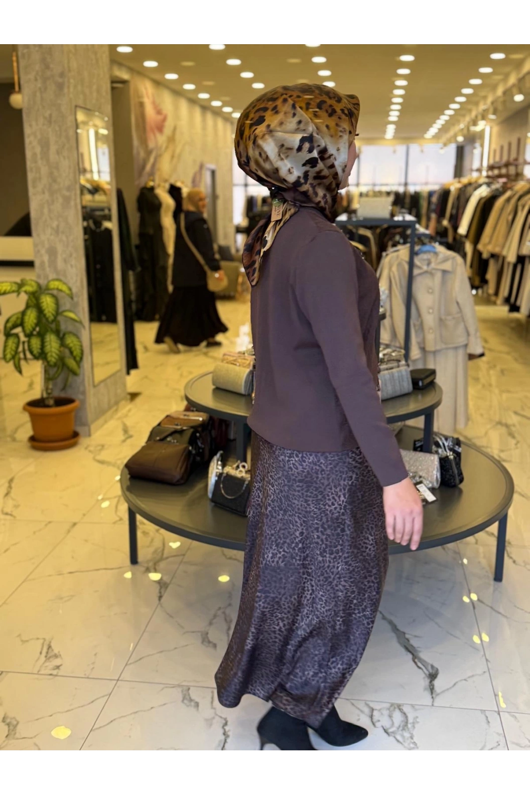 NİLİWİ-FIRFIRLI HIRKA KAHVE