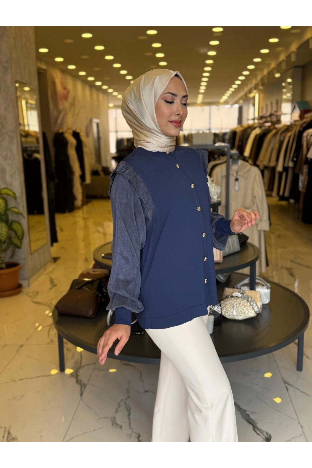 NİLİWİ-KARE KESİMLİ FIRFIRLI TUNİK LACİVERT