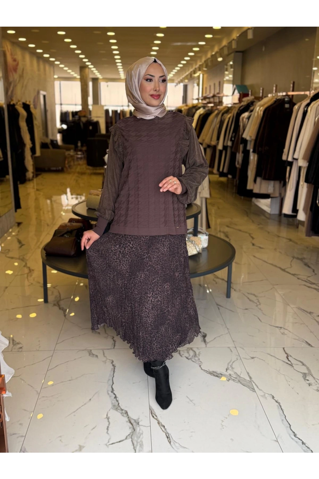 NİLİWİ-KOL EVİ KARE KESİMLİ FIRFIRLI TUNİK KAHVE