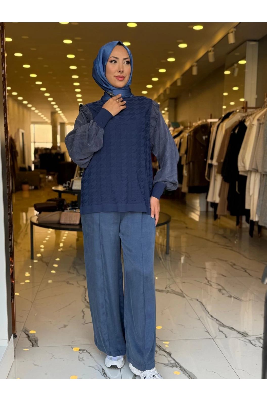 NİLİWİ-KOL EVİ KARE KESİMLİ FIRFIRLI TUNİK LACİVERT