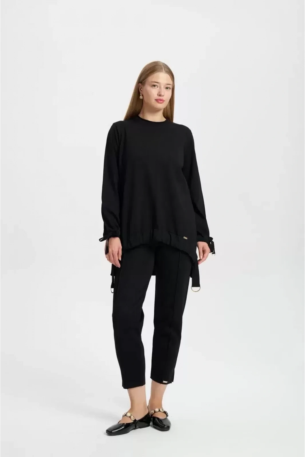 NİLİWİ-ÖN ETEĞİ BÜZGÜLÜ TUNİK SİYAH