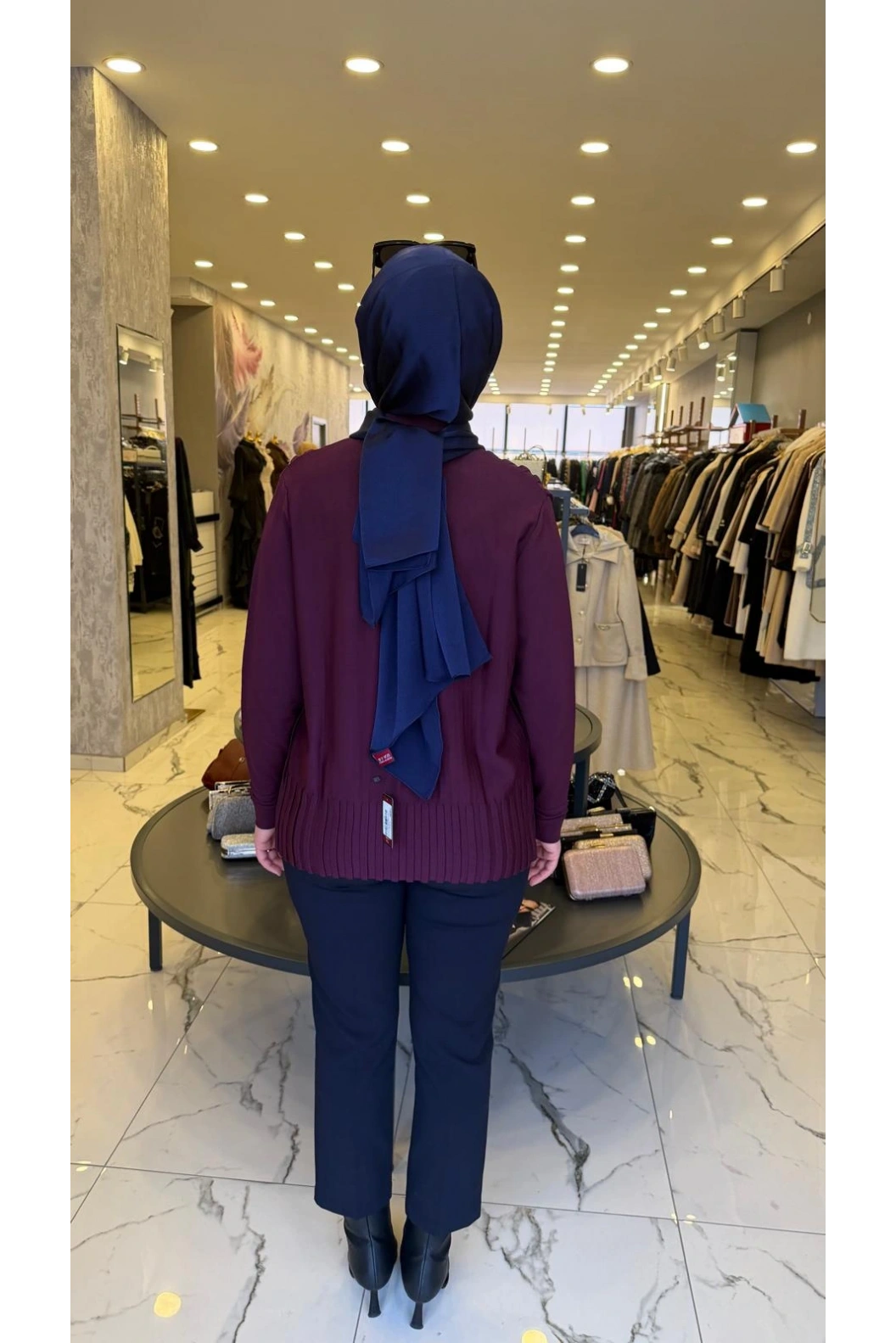 NİLİWİ-ÖNÜ BEKLETMELİ HIRKA BORDO