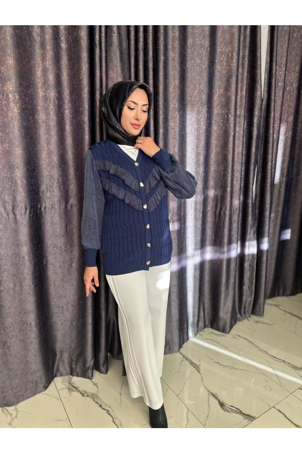 NİLİWİ-V YAKA FIRFIRLI HIRKA LACİVERT