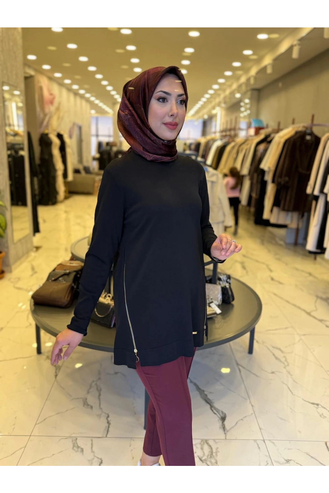 NİLİWİ-YANLARI FERMUARLI TUNİK SİYAH