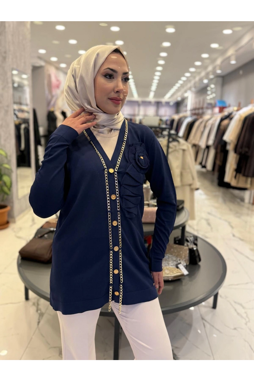 NİLİWİ-ZİNCİR DETAYLI HIRKA LACİVERT