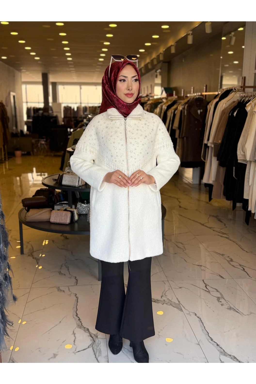 SOLİS-ANGORA İNCİLİ KABAN BEYAZ