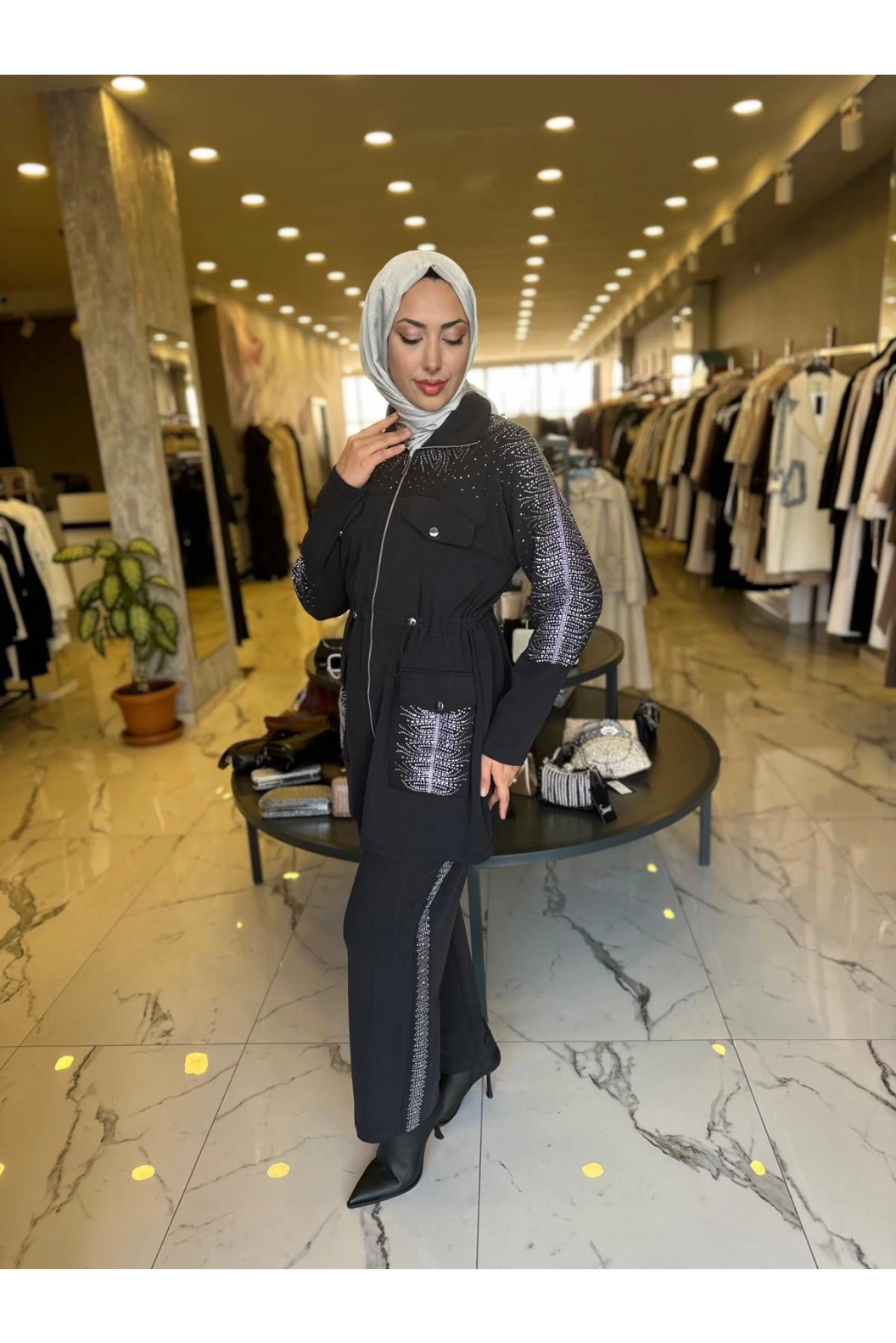 SOLİS-İKİLİ TAŞLI TAKIM SİYAH