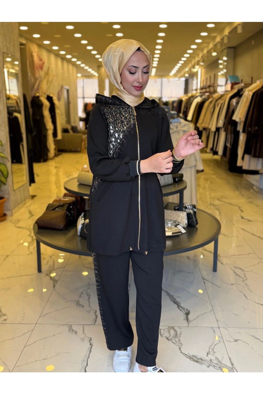 SOLİS-İKİLİ TAŞLI TAKIM SİYAH