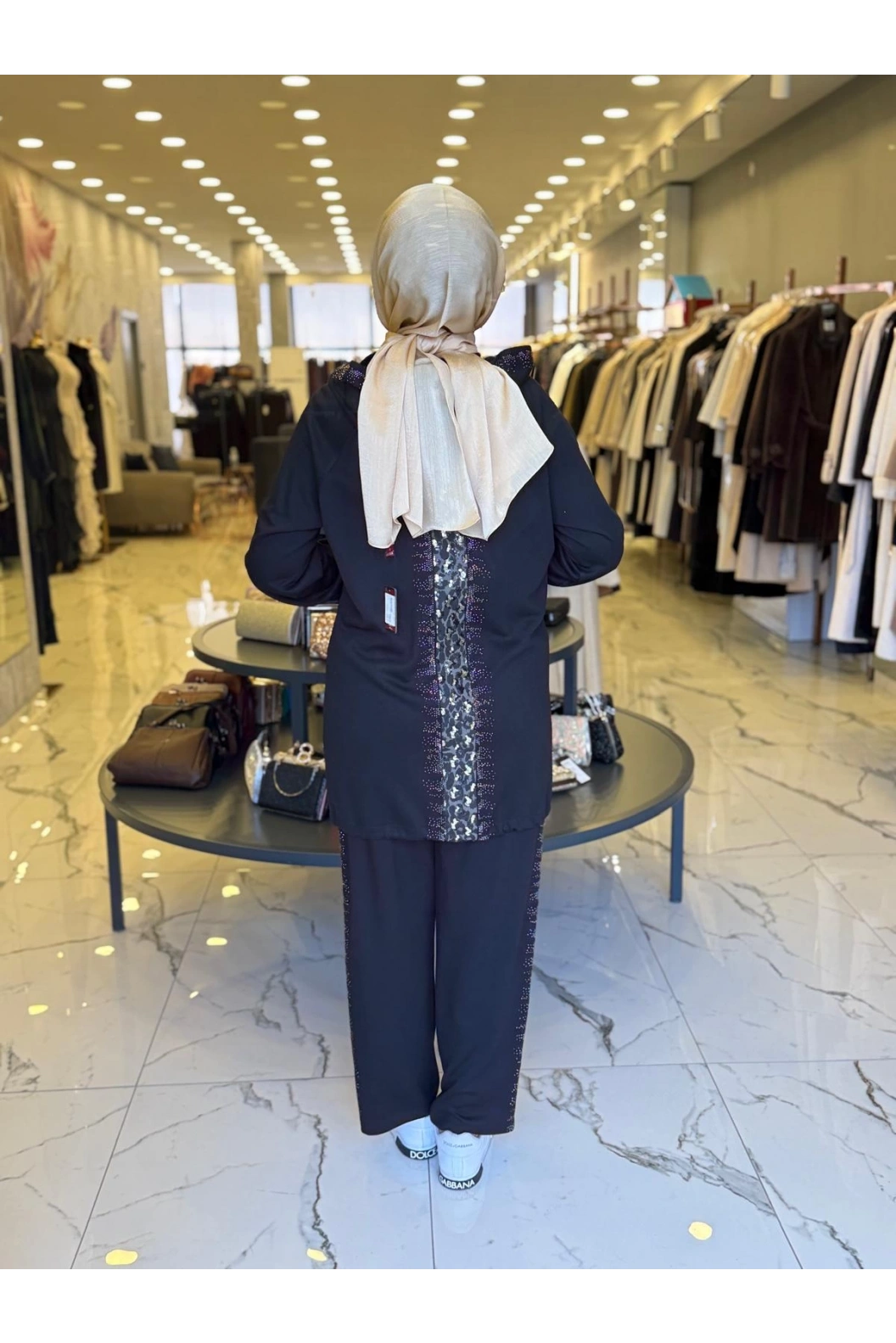 SOLİS-İKİLİ TAŞLI TAKIM SİYAH