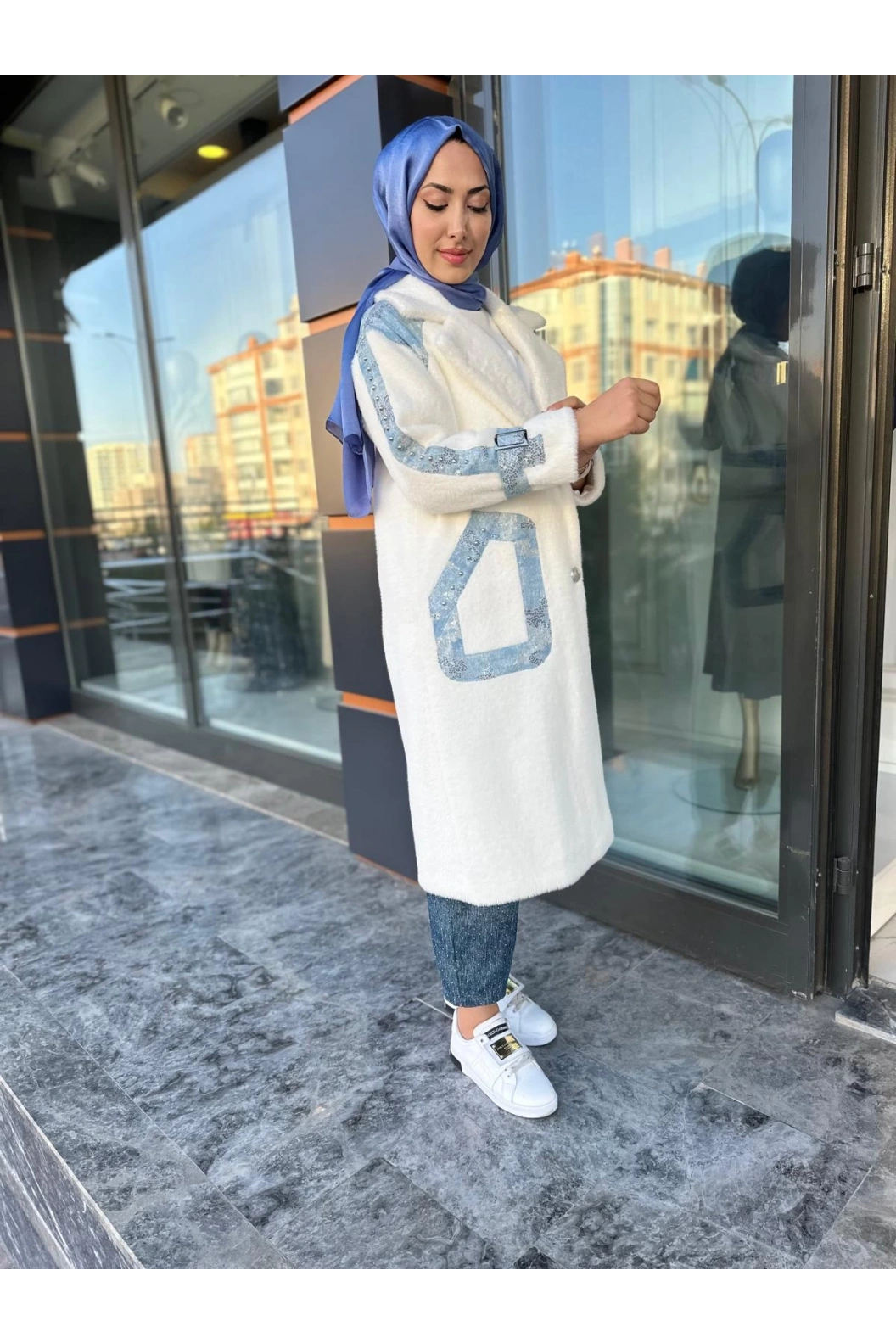 SOLİS-KOT DETAYLI ANGORA KABAN BEYAZ