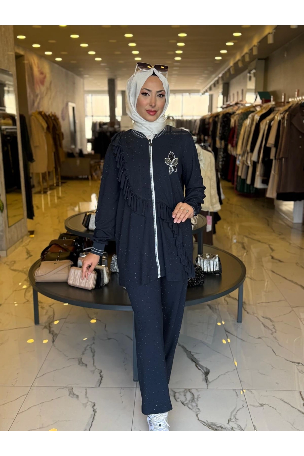 SOLİS-TAŞ İŞLEMELİ TAKIM LACİVERT