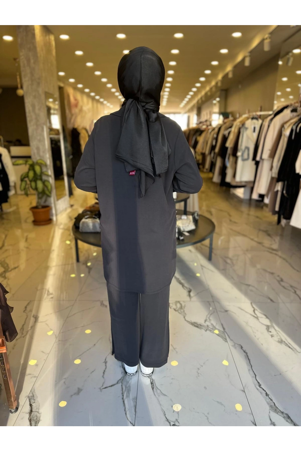 SOLİS-ÜÇLÜ TAKIM SİYAH