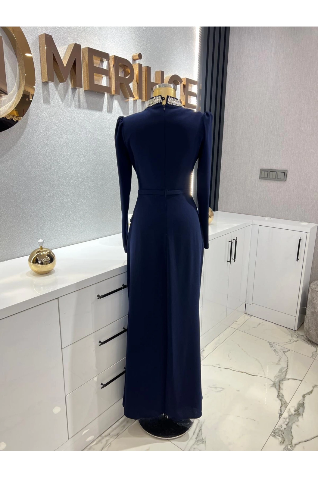 TUAY-ETEĞİ TAŞLI KREP ELBİSE LACİVERT