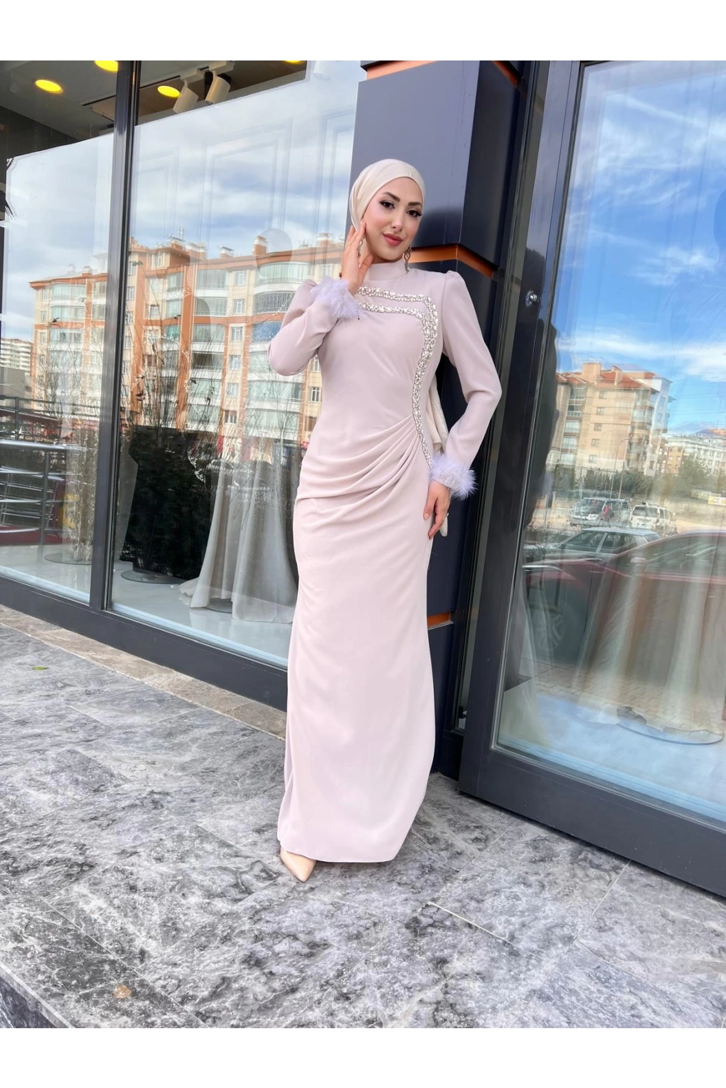 TUAY-TAŞLI BALIK ELBİSE BEJ