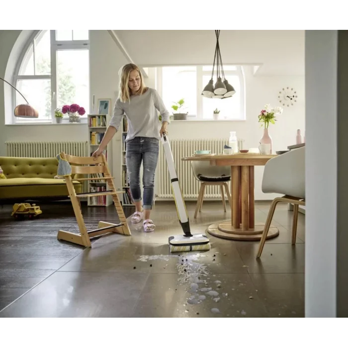KARCHER FC 7 Cordless Sert Zemin Temizleme Makinesi EU