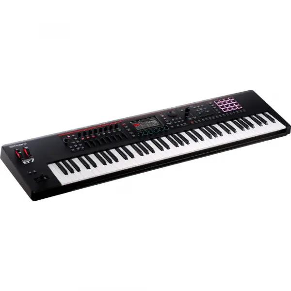 ROLAND FANTOM-07 / Workstation Performans Klavyesi