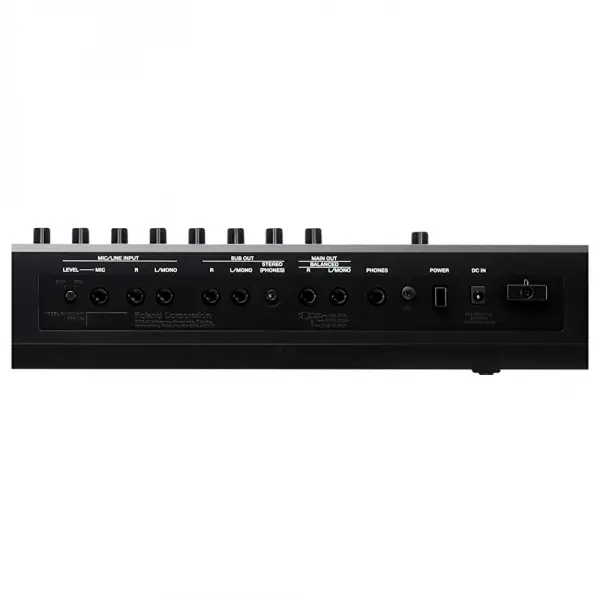 ROLAND FANTOM-07 / Workstation Performans Klavyesi