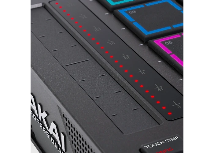 AKAI MPC LIVE3 Standalone Müzik Prodüksiyonu Pad Kontrol Cihazı