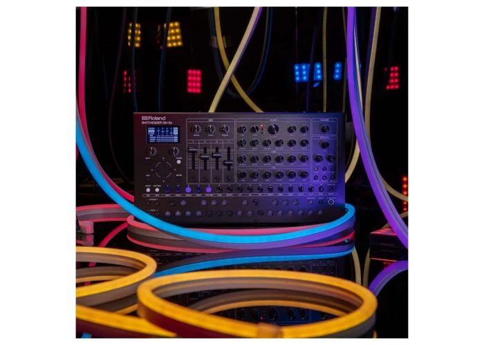 ROLAND SH-4D Masa üstü Synthesizer