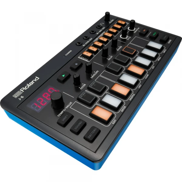 ROLAND J-6 Aira Compact Chord Synth