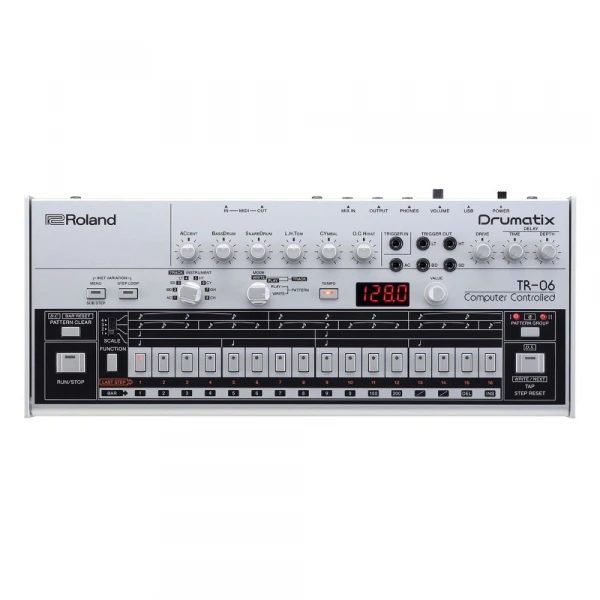 ROLAND TR-06 Rhythm Machine Modül