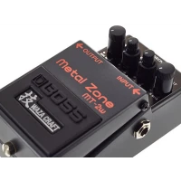 BOSS MT-2W Waza Metal Zone Distortion Pedalı