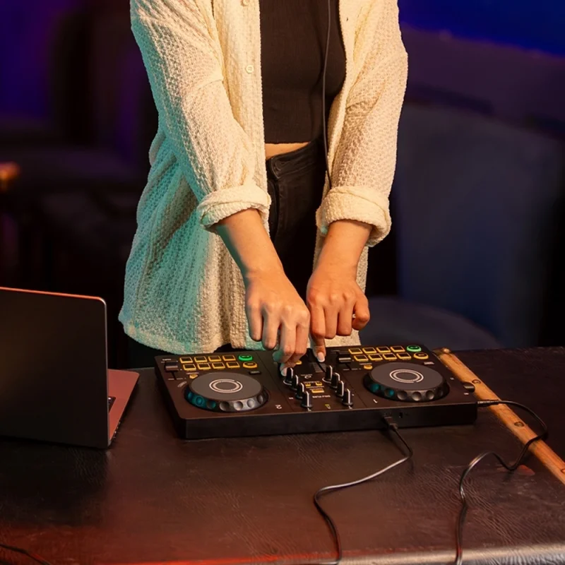 ALPHATHETA DDJ-FLX2 2 Kanal rekordbox DJ Kontrol Ünitesi (Mac/PC/iOS/Android Uyumlu)