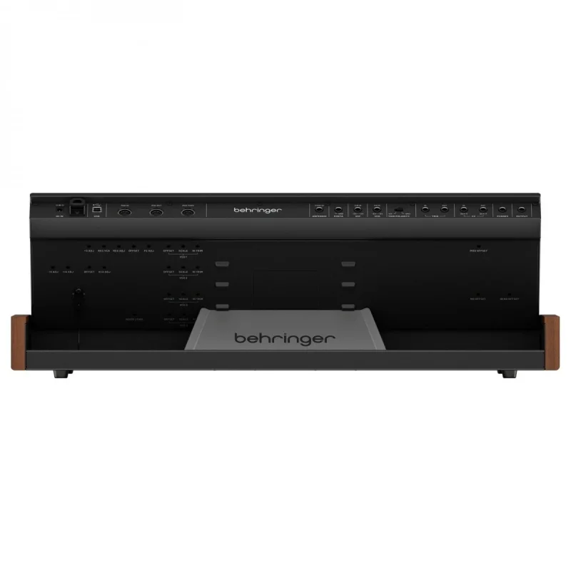 Behringer MONOPOLY / Synthesizer