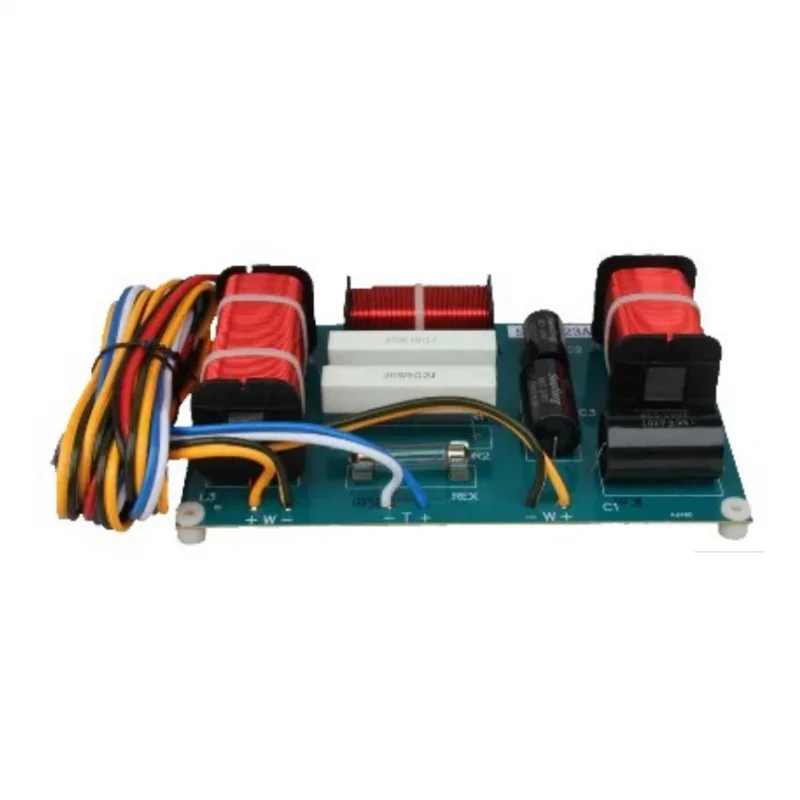 K.Meister C3900K Pasif Crossover, 3 Yollu (Bas - Bas - Tiz) Kule Kabin İçin