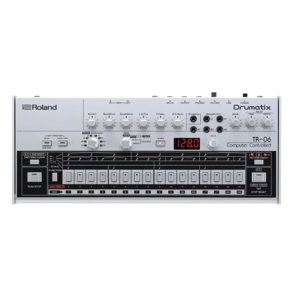 ROLAND TR-06 Rhythm Machine Modül