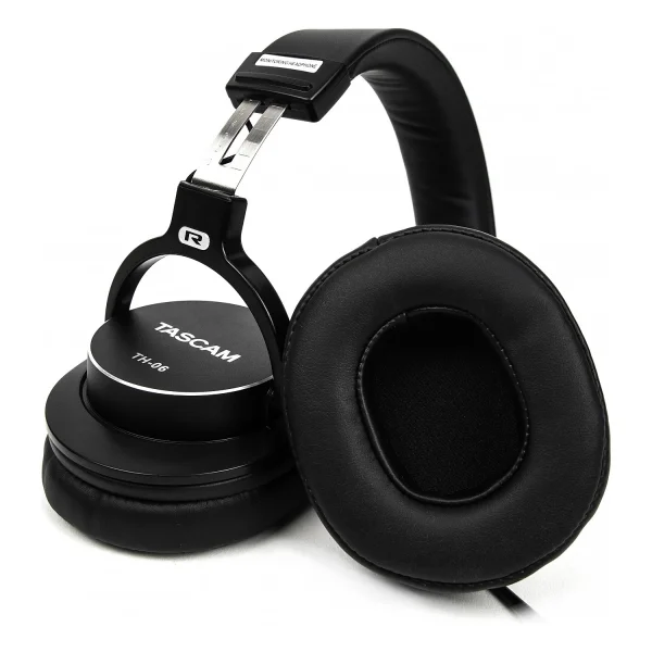 Tascam TH-06 Ekstra Bass Kulaklık - Sİyah
