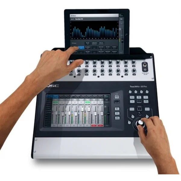QSC TOUCHMIX-30 PRO 32 Giriş 16 Çıkış Dijtal Mikser
