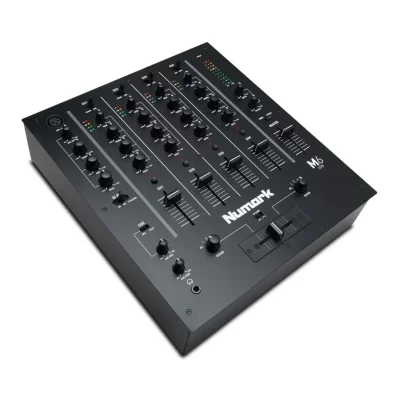 Numark M6 USB 4 Kanal DJ Mixer, USB
