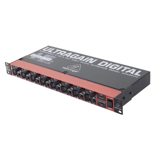 Behringer ADA8200 Midas Mikrofon Preamplifikatörlü 8 Girişli / 8 Çıkışlı Adat Ses Arayüzü