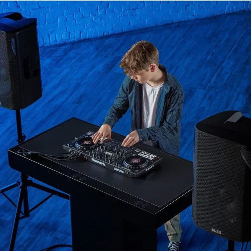 Numark NS4FX Yeni Nesil 4-Kanal, Renkli ekranlı Serato DJ kontroller