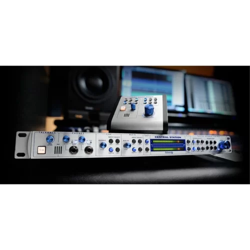 PreSonus Central Station PLUS Stüdyo kontrol sistemi / Talkback / Monitöring / Remote