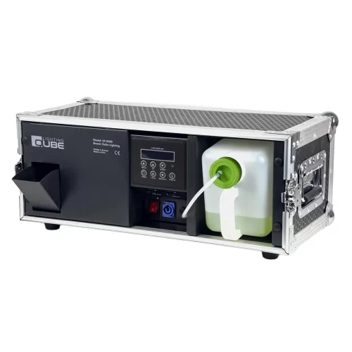 Qube Lighting SF008B 1600W Super Hazer Makinesi