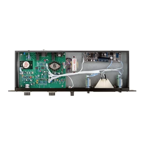 Warm Audio WA76 Ayrık elemanlı orijinal 1176 Limiter replikası