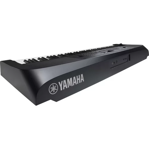 Yamaha DGX-670B Dijital Taşınabilir Grand Piyano (Siyah)