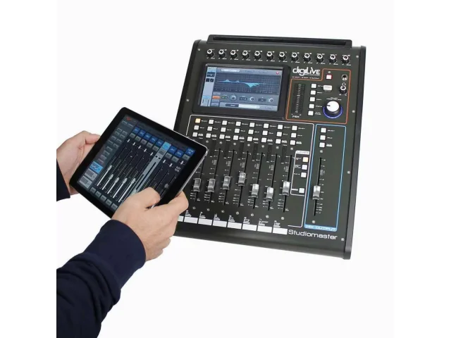 Studiomaster Digilive16 Dijital Mikser 16 Kanal 8 Out 6 Aux