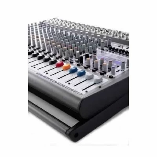 Behringer PMP6000, 1600W 20 Channel Power Mixer