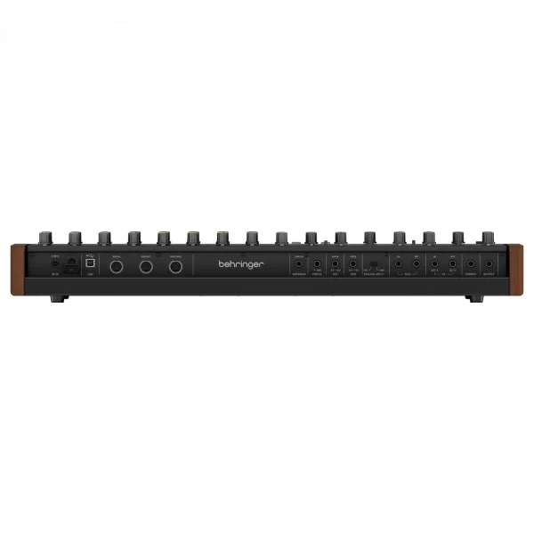 Behringer MONOPOLY / Synthesizer