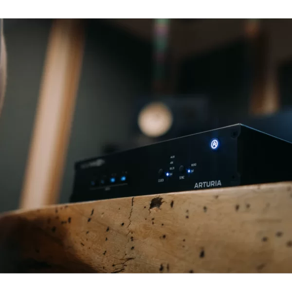 Arturia AudioFuse X8 IN 8 Kanal Analog Line / ADAT dönüştürücü