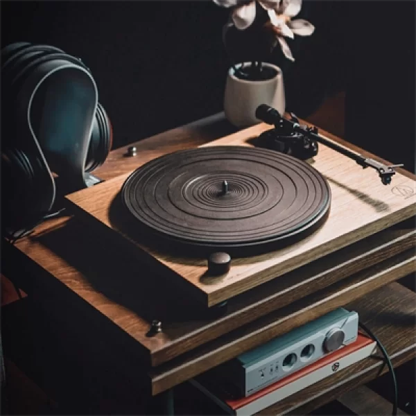 Audio Technica AT LPW40WN Pikap