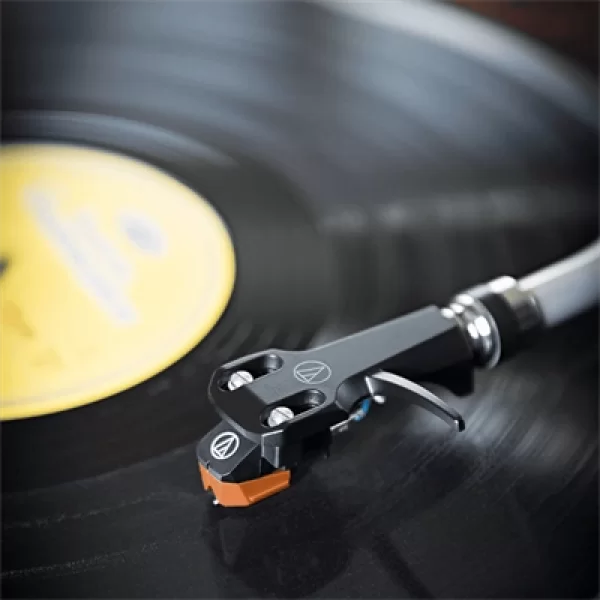 Audio Technica AT VM95EN MM Pikap Kartuşu