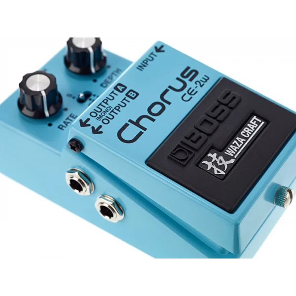 BOSS CE-2W Waza Craft Chorus  Pedal
